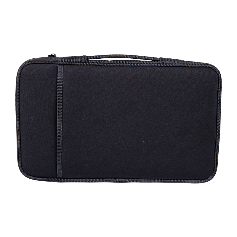 Черный рукав ноутбука